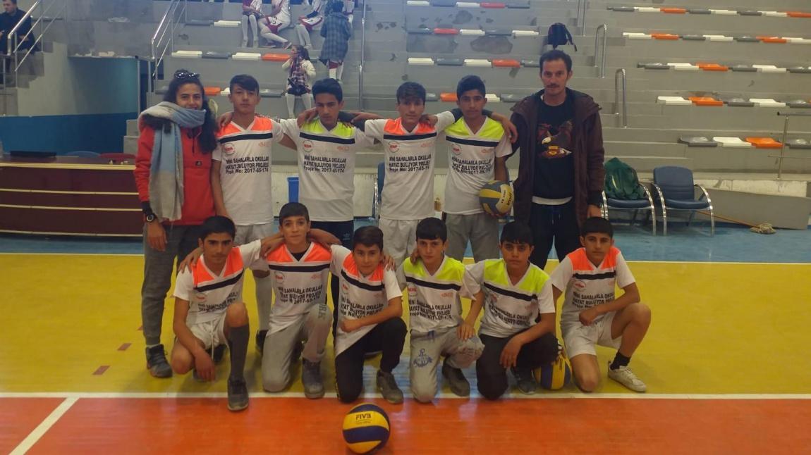 VOLEYBOL MÜSABAKALARI 